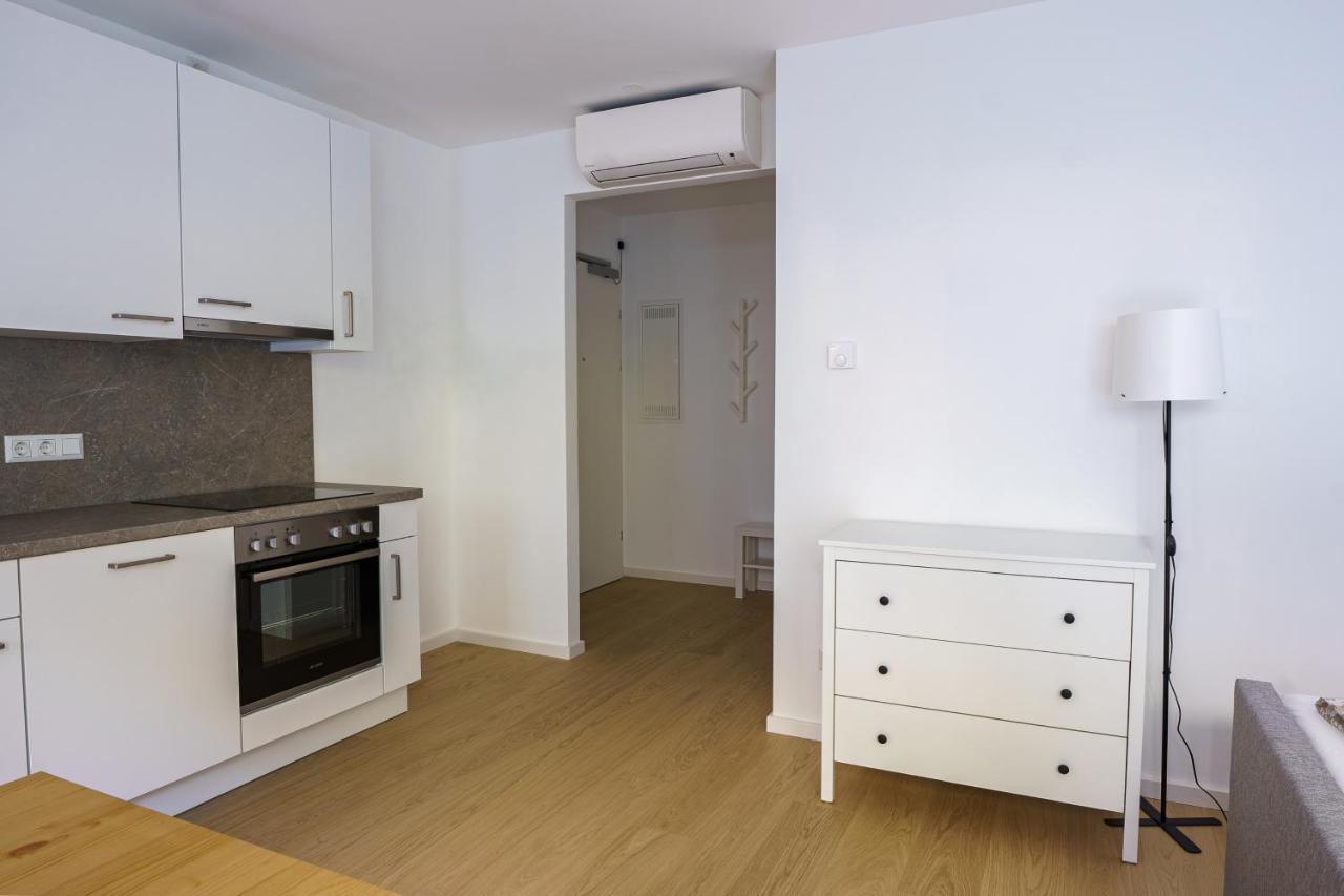 Vienna City Apartments 1140 Вена Экстерьер фото